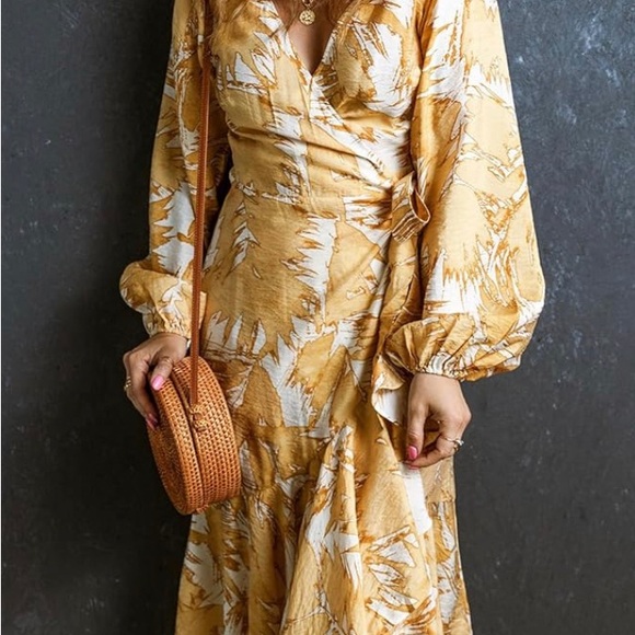 H&M Gold & White Wrap Dress - Picture 3 of 6